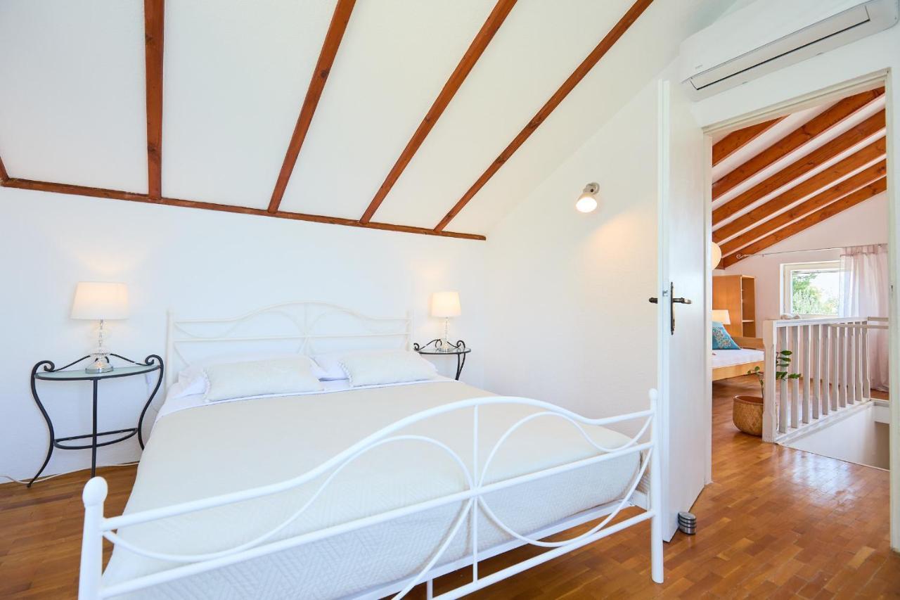 Villa House Lilla à Brsečine Extérieur photo